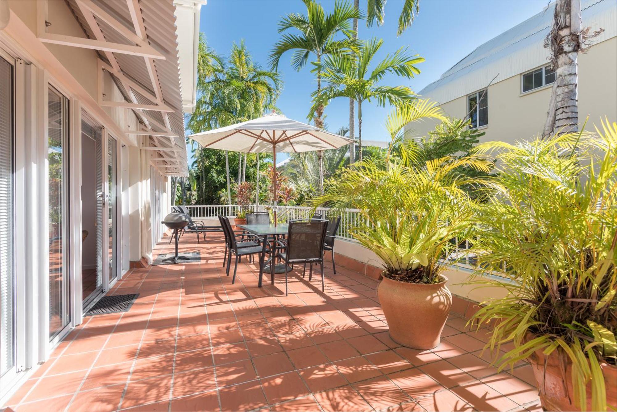Balboa Apartments Port Douglas Esterno foto